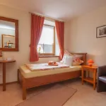 Hotel Am Eifelsteig 3*