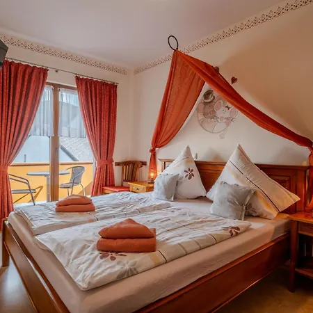 Am Eifelsteig 3* Neroth