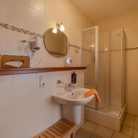 Hotel Am Eifelsteig Neroth