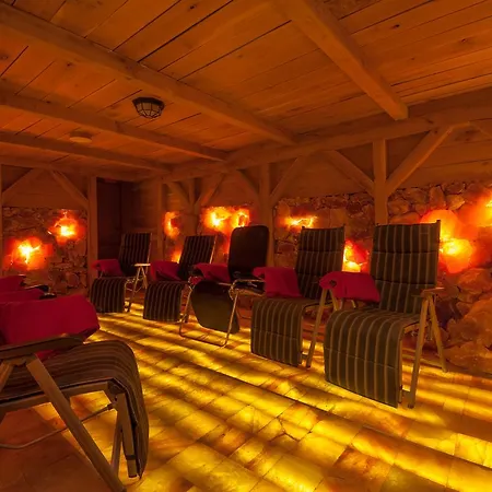 Am Eifelsteig Отель 3*