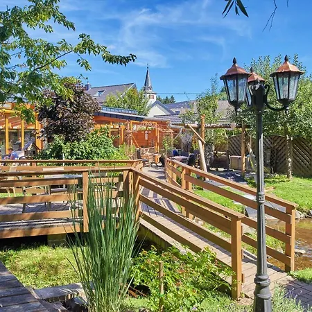 Am Eifelsteig Отель